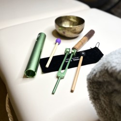 Kit Chakra Cœur Bol tibétain + Diapason + Wah-Wah Tube